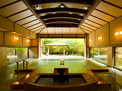 山形県鶴岡市湯温海丁3