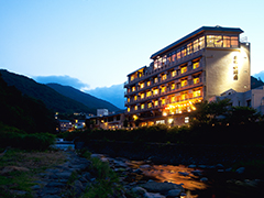 神奈川県箱根町湯本702