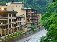 富山県下新川郡朝日町湯ノ瀬1