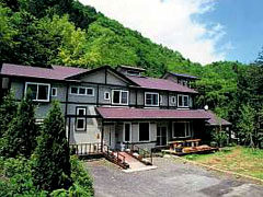 山梨県南アルプス市芦安芦倉1589-8